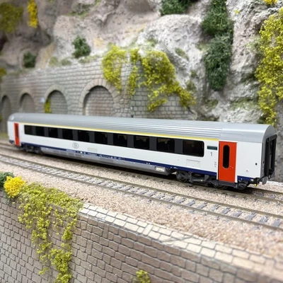 Voiture 1CL de type I11 A, SNCB, Ep. Va - LSMODELS 93052 - HO 1/87 - Photo 1/4