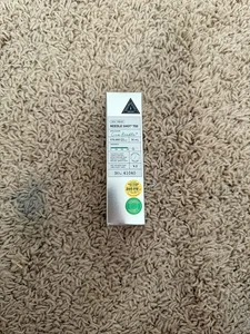 VT CICA X HYALON Reedle Shot 700 - 30mL (570,000 Cica Reedle) Use Every 7 Days - Picture 1 of 5