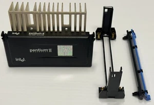 INTEL Pentium II 233MHz MMX Slot 1 80522PX233512 SL2HF w/large heatsink, support - Picture 1 of 12