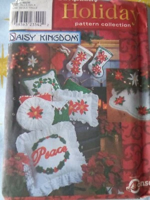 DAISY KINGDOM CRAFT S8992 HOLIDAY SEWING PATTERNS COLLECTIONS CHRISTMAS UNCUT - Image 1 of 2