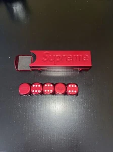 Supreme Aluminum Dice Set brand new in packing + free supreme bubbles🟢 - Picture 1 of 6