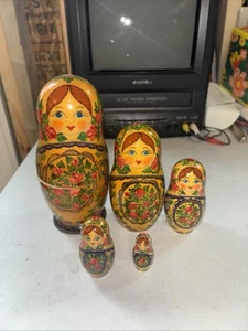 Vintage russische verschachtelte Puppen 5er Set handbemalt LNC - Bild 1 von 5