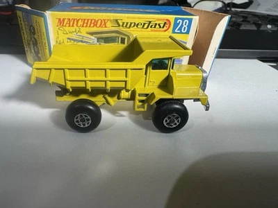 Lesney Matchbox Superfast MB28 Rare Red Axle Cover Mack Dump Truck w/G Box - Image 1 of 4