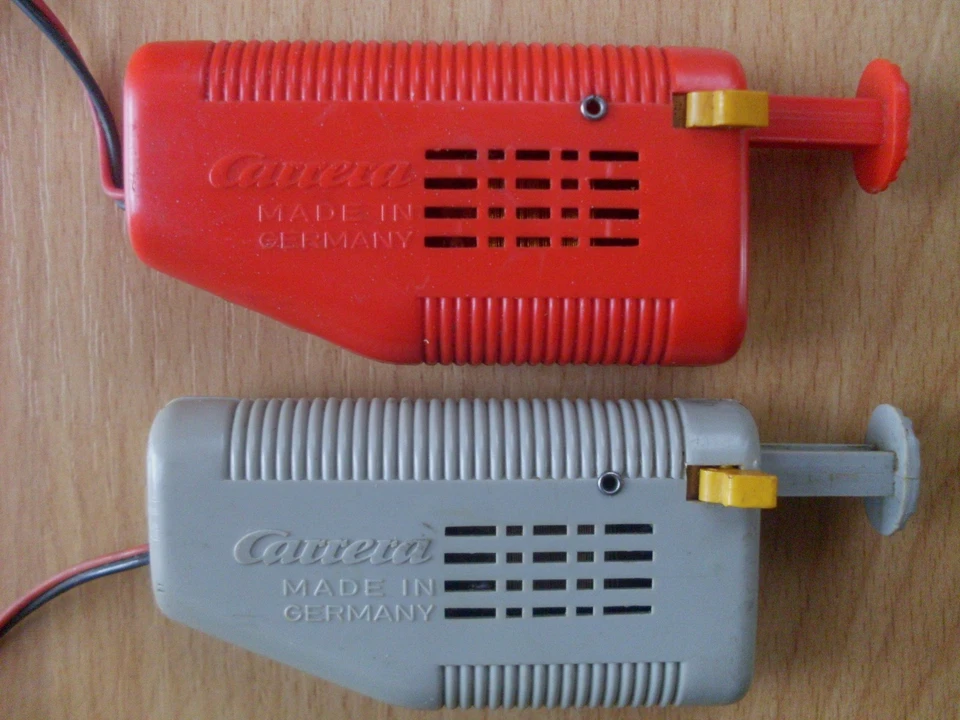 Carrera 160 / 132 Universal 2 Drücker / Geschwindigkeitsregler Art-Nr. 53700 - Bild 1 von 1