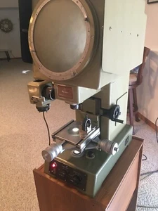 MITUTOYO Optical Comparator Type PJ 250B  - Picture 1 of 4