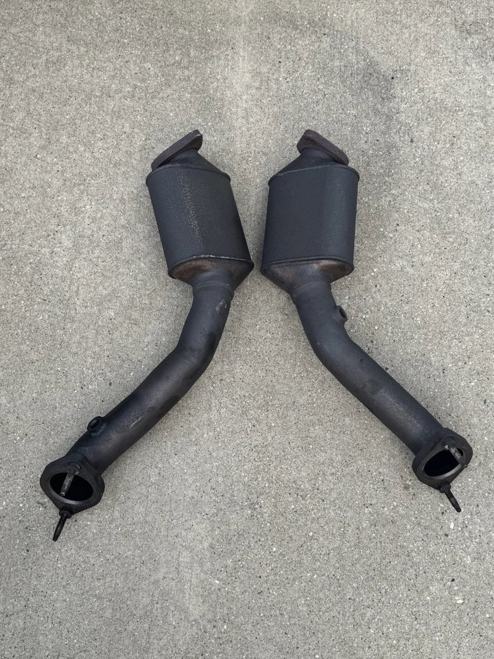 OEM GM 05-13 Corvette LS2 LS3 Delphi Catalytic Converters, LH & RH 12569701, USA - Image 1 of 1