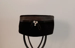 Vintage 50s Peachbloom Velour Pillbox Hat size M - Picture 1 of 7