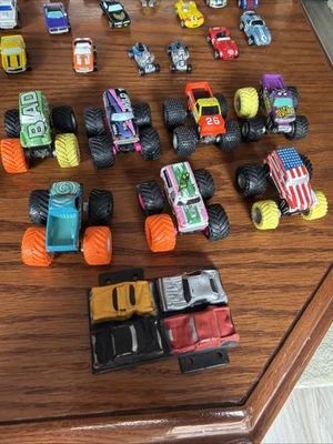 micro máquinas Tuff Trax, ratones moteros de Marte, Star Wars, NASCAR Foto 1 de 4