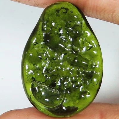 21.40 CT Lab Created Green Moldavite Fancy Cabochon Gemstone 19x27x4 mm GTi175 - Image 1 of 4