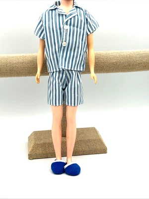 Тапочки пижамы Mattel Ken Stylin' Looks Fashions 68040 в синюю и белую полоску PJs - Изображение 1 из 4