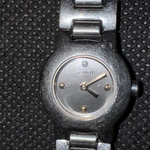 Orologio da polso donna Tissot 1853 svizzero acciaio inox con marcatori/mani oro - Foto 1 di 9