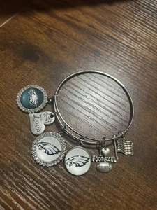 Philadelphia Eagles Inspired Expandable Charm Bracelet  - Picture 1 of 3