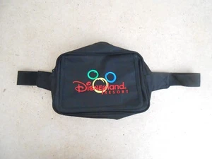 Disneyland Resort Bauchtasche schwarz, Crossbody, bestickte Mickey Ohren - Bild 1 von 7