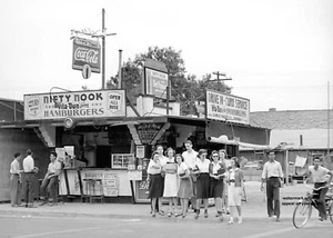 Malt Shop Burger Joint FOTO Vintage Diner Soda Fountain Drive-In 1942 AZ - Bild 1 von 2
