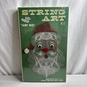 Hazel’s Kaboodles Saint Nick Santa String Art Kit HK168 VINTAGE BRANDNEU VERSIEGELT - Bild 1 von 10