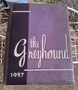 Der Windhund 1957 Monessen High School Jahrbuch, Monessen PA - Bild 1 von 3