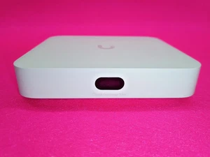Unifi Cloud Gateway Max UCG-Max z 500Gb M2 NVMe SSD z tacą. - Zdjęcie 1 z 8
