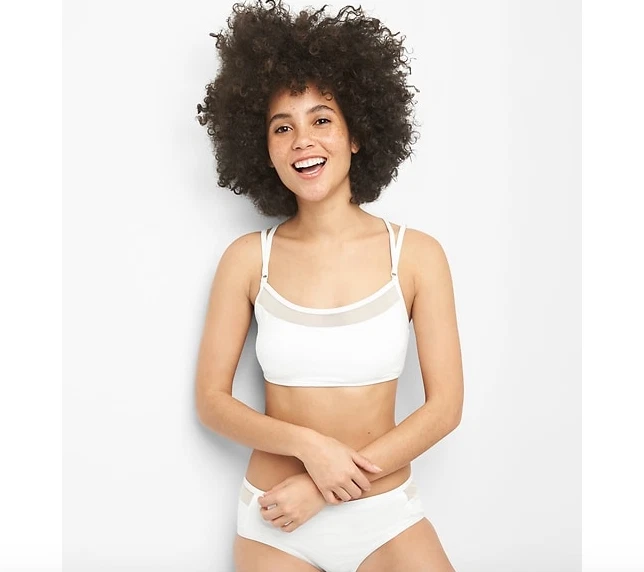 Top de bikini GapFit con inserción de malla blanco talla mediana nuevo sin etiquetas Foto 1 de 1