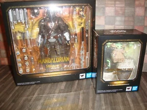 BANDAI SH FIGUARTS MANDALORIAN BESKAR ARMOR & CHILD US SELLER 100% AUTHENTIC - Picture 1 of 4
