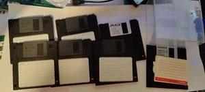 7 x floppy disks 1.44 3.5 Inch with a box - Afbeelding 1 van 2