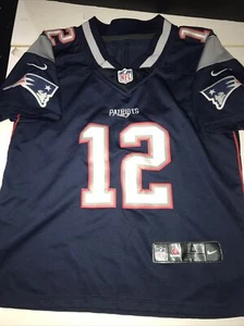 Boy’s Nike On Field NFL Tom Brady 12 NE Patriots Jersey size Youth Large - Picture 1 of 9