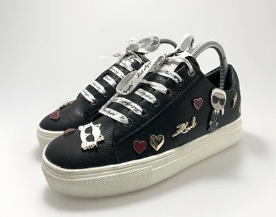 Karl Lagerfeld Paris Mujer Cate Pins Lindo Logo Dije Negro Tenis Talla 6.5 Foto 1 de 4