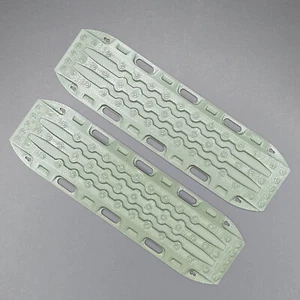 1:10 RC Scale Recovery Traction Board (2 Pack) Crawler Accessory - USA Plastic - Picture 1 of 3