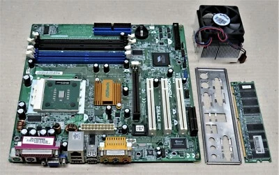 SCHEDA MADRE ASROCK KTVM2 REV. 2.02, AMD ATHLON XP2000+, 128MB SDRAM - Immagine 1 di 4