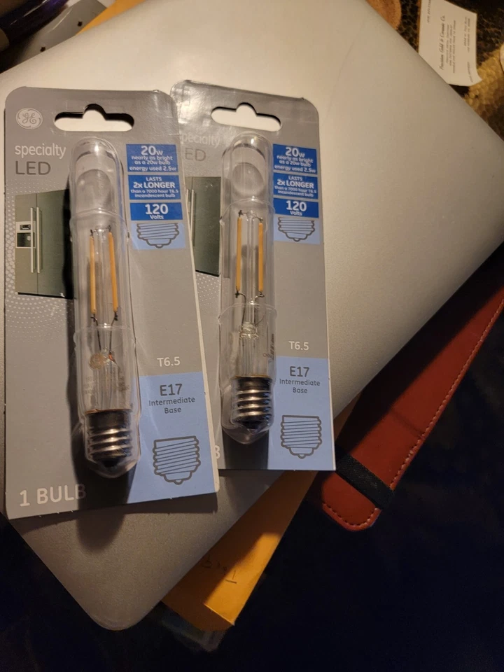 Two GE Specialty LED 20-Watt EQ 5.3-in T6.5  E17 Soft White Appliance Bulbs - Image 1 of 1
