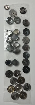 Konvolut uralte PERLMUTT Knöpfe dunkel - 10mm bis 17mm - Bild 1 von 4