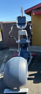 Precor 885 Whit P80 Console With Lower Body - Picture 1 of 1