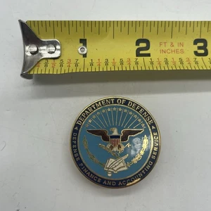 Prendedor insignia de pecho del Departamento de Defensa de los Estados Unidos Servicio de Finanzas y Contabilidad - Imagen 1 de 4