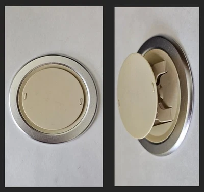 Ohsnap Snap Grip Magnetic Phone Grip & Stand magsafe Light Sand  - Image 1 of 4