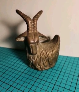 Solid Cast Brass Rocky Mountain Goat Vintage Figurine Mint 3 ½” Animal - Picture 1 of 6