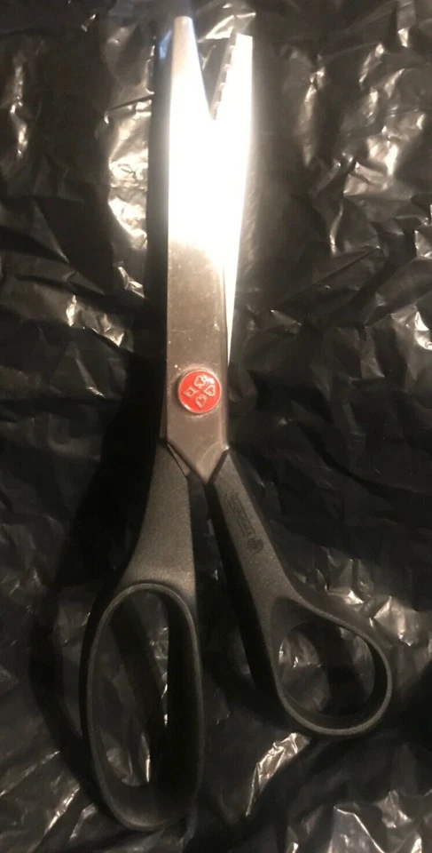 Mundial Sewlite Series 665 Pinking Shears 8 1/2" Scissors NEW - Image 1 of 1