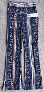 ShoSho Juniors Size M Knit Paisley Boho Active Yoga Bell Bottoms Flare Pants - Picture 1 of 7