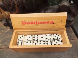 Vintage Weighted Good Quality Dominoes in DoveTail Wooden Box - Picture 1 of 4