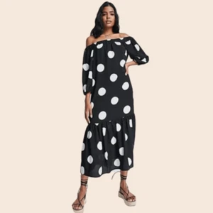 ASOS DESIGN Black & White Polka Dot Off Shoulder Trapeze Maxi Dress Size 2 - Picture 1 of 12