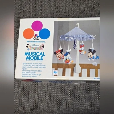 Cuna musical móvil caprichosa Disneycore vintage años 80 bebés Disney Foto 1 de 4