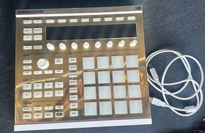 MK2 Maschine controller w/ Gold skin - Picture 1 of 3