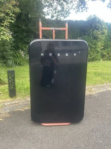 HUS-RETRO130-BLK-HY 108L BLACK BN HUSKY RETRO UNDERCOUNTER FRIDGE COOLER - Picture 1 of 4
