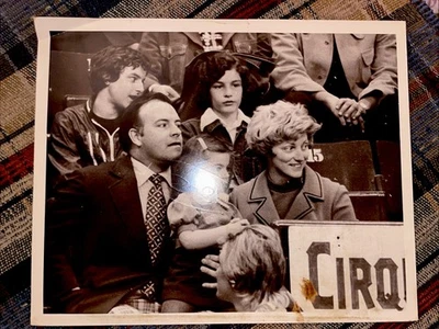 1970S NHL HOCKEY TYPE 1 PHOTO DENIS BRODEUR SCOTTY BOWMAN FAMILY MONTREAL FORUM - Image 1 of 4