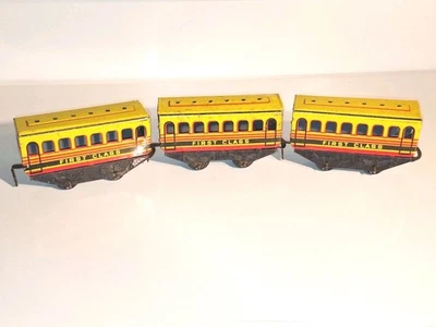 Brimtoy O Gauge First Class Britannia carriages x 3. Fair Complete Cond. UK made - Image 1 of 4