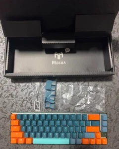 Ducky SF Emerald Mechanical Keyboard, New, Limited Edition, Excellent Condition - Picture 1 of 4
