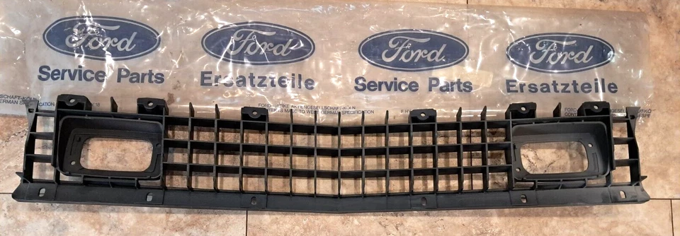 Ford Mercury Capri 1973-74 parrilla nuevo MK1 Foto 1 de 4