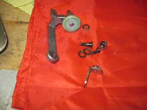 Singer 347 Sewing Machine Parts Bobbin Winder & Thread Guide - Picture 1 of 3