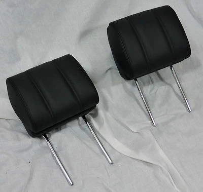 Land Rover OEM Range Rover L405 Winged Windsor Leather Headrest Pair Any Color - Image 1 of 4