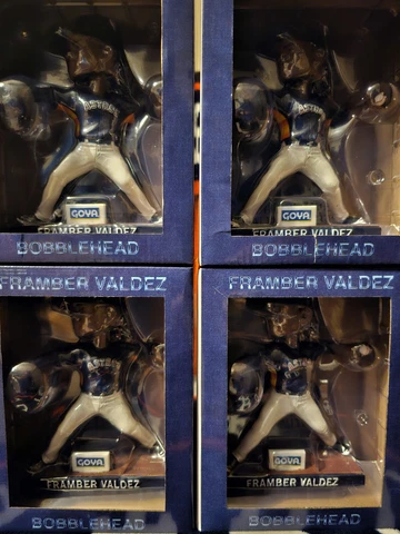 Framber Valdez Houston Astros Consecutive Start Bobblehead 25 Starts (SGA 04/01) Cover
