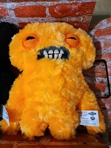 Fuggler  Chaos Crew Squidge 9” Orange Fluffy Stuffed Plush  Ugly Monster New - Afbeelding 1 van 5