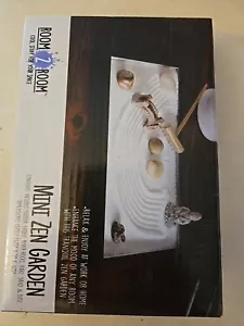MINI ZEN GARDEN BY ROOM TO ROOM - Picture 1 of 3